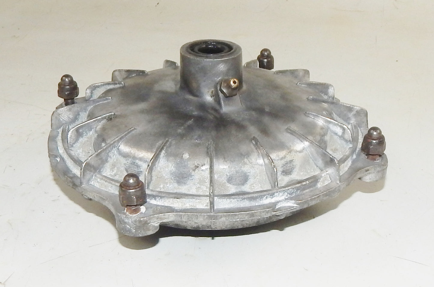 1959 LAMRETTA LI 150 FRONT WHEEL BRAKE DRUM HUB 19.04.4120 VINTAGE SCOOTER ITALY - MotoRaider