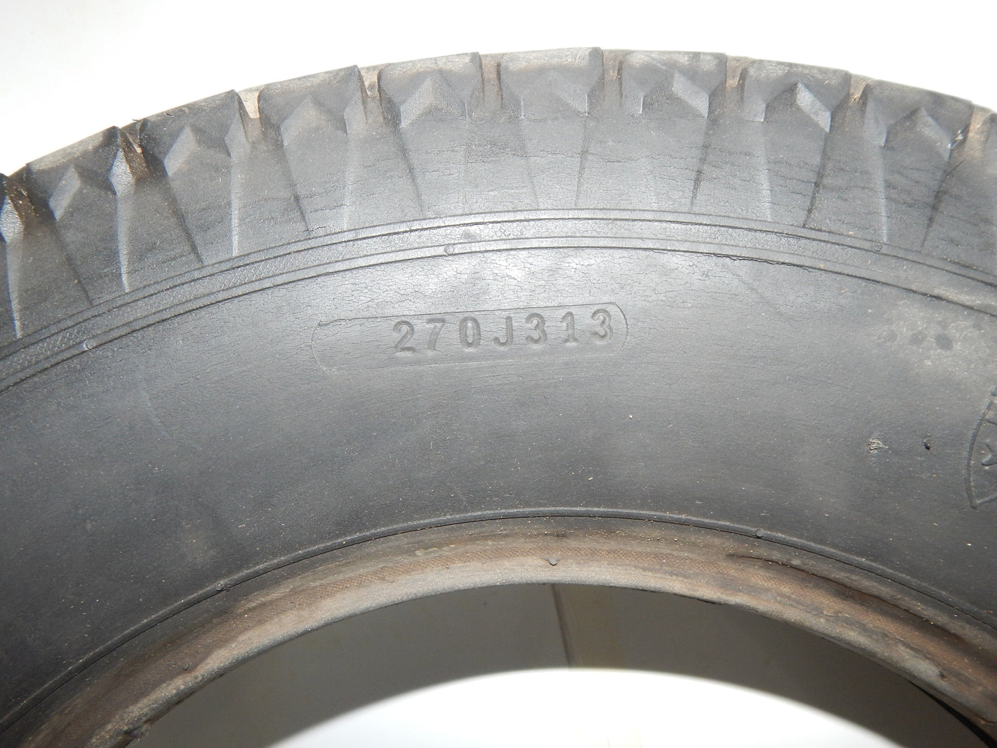 1930's VINTAGE AUTOMOTIVE PIRELLI AERFLEX STELLA BIANCA WHEEL TIRE 5.50 x 15 - MotoRaider