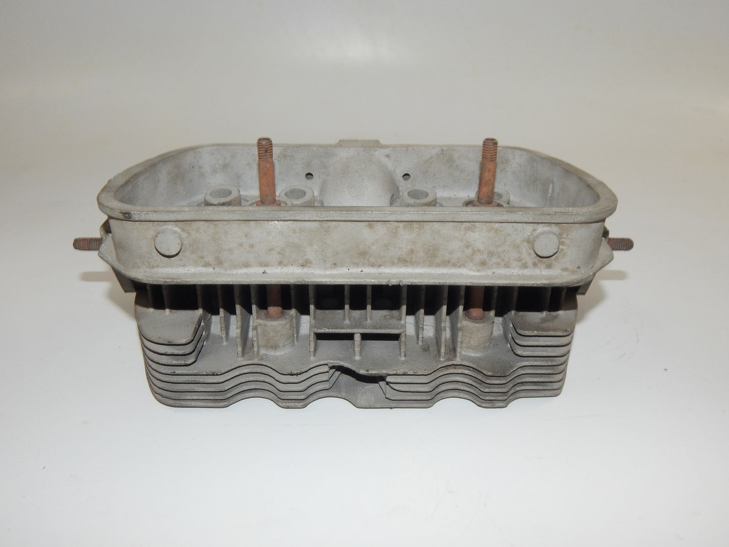 1950's VW BEETLE CYLINDER HEAD SINGLE PORT 113.101.371C | 113 101 371C - MotoRaider