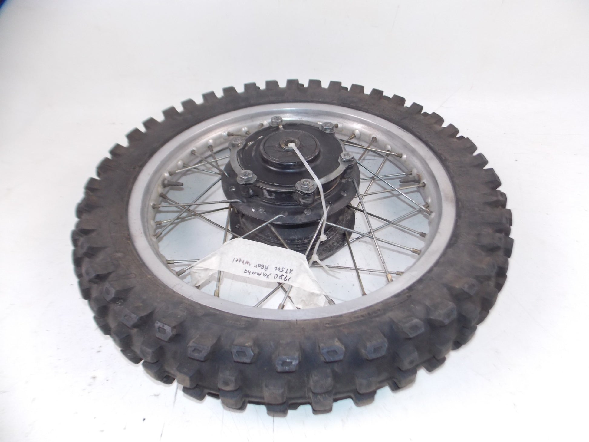 18" REAR WHEEL TIRE RIM HUB SPOKE 1980 YAMAHA XT500 VINTAGE THUMPER SCRMBLER - MotoRaider