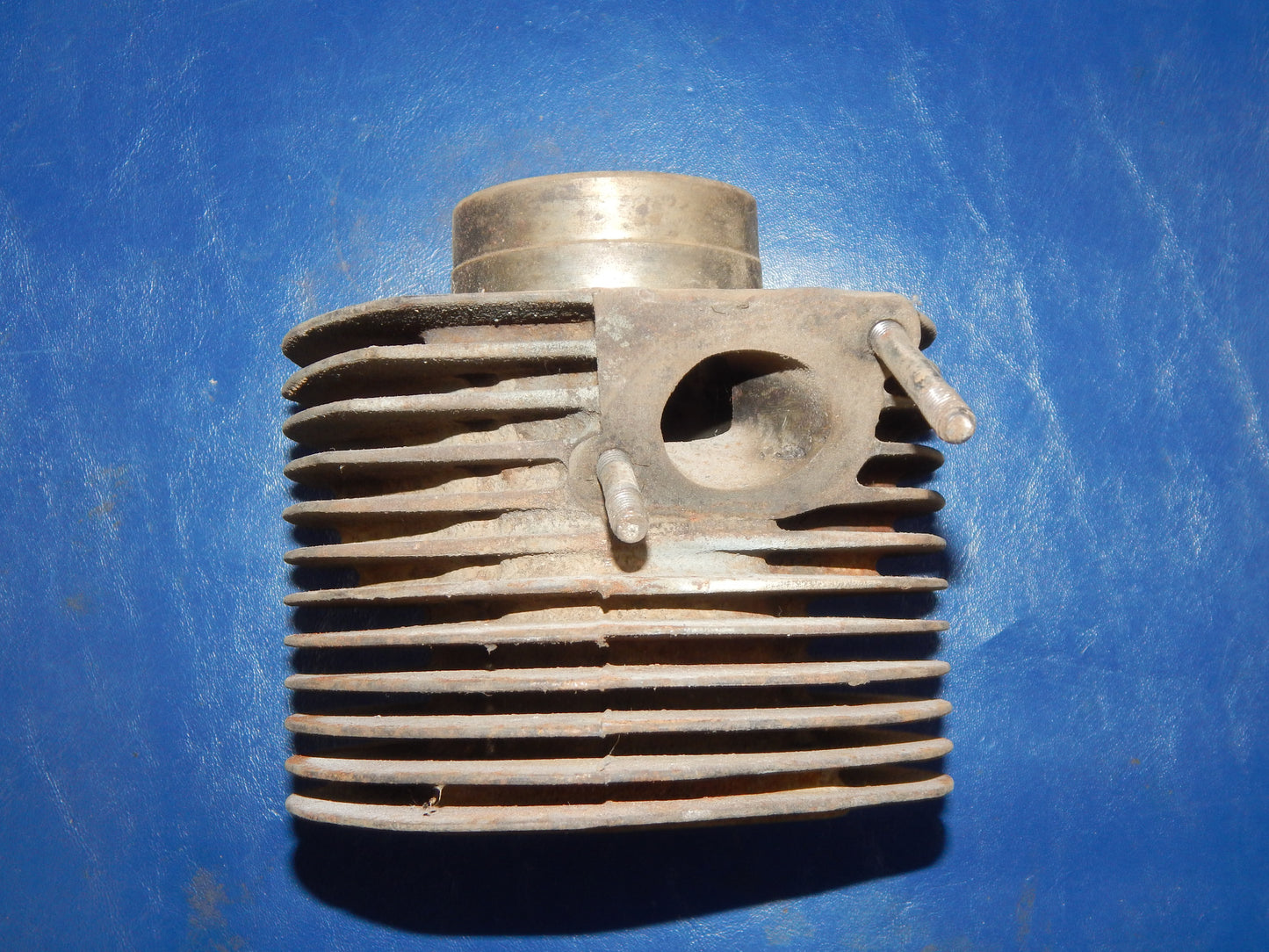 '60s LAMBRETTA 175 200GP CYLINDER HEAD TOP END BORE D=64mm MOTOR ENGINE VINTAGE - MotoRaider