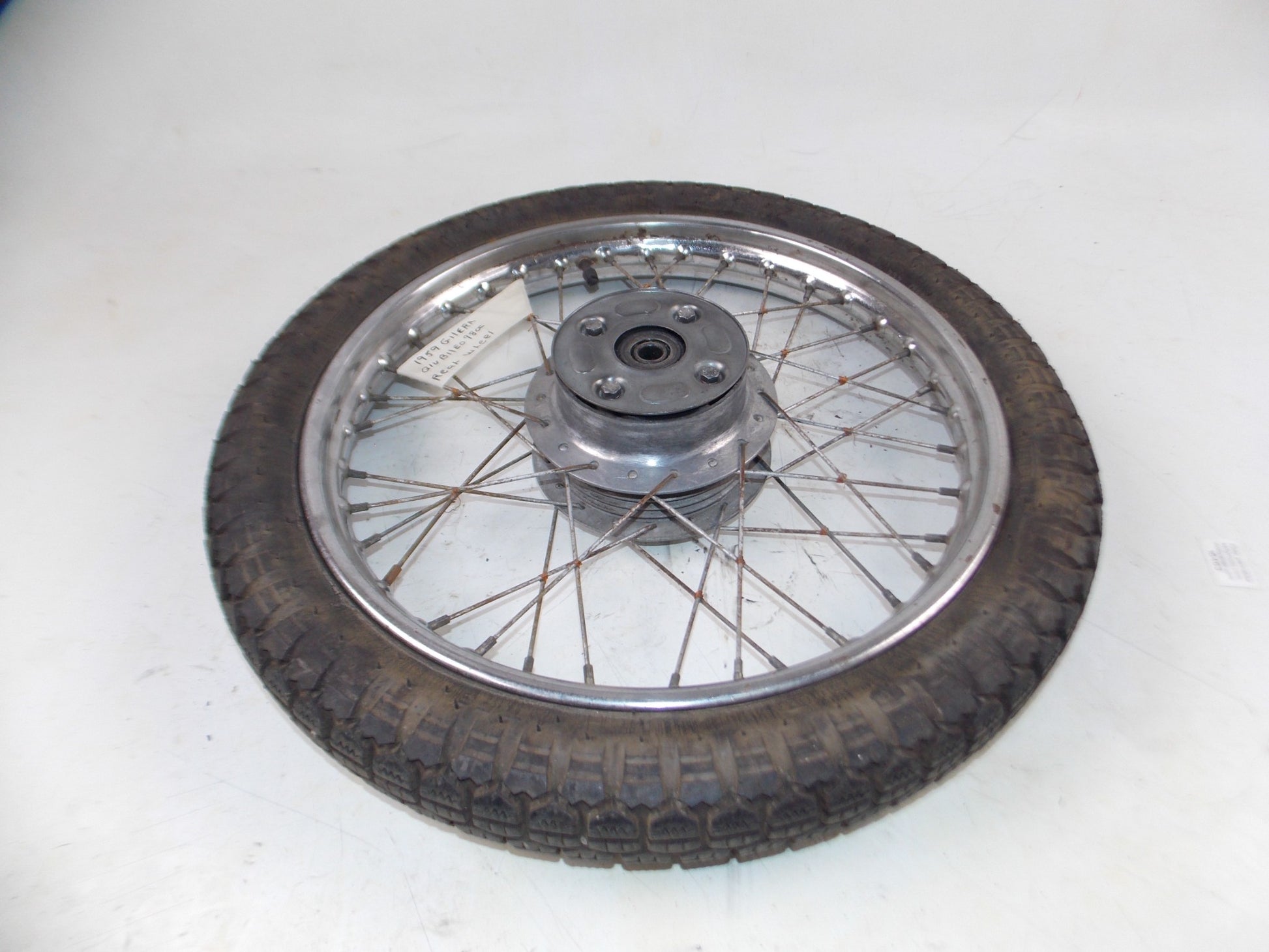 1959 GILERA GIUBILEO 98cc 17" REAR WHEEL RIM HUB SPOKES TIRE VINTAGE ITALY - MotoRaider