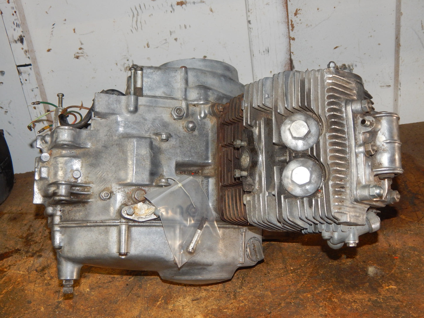 1950's HONDA BABY DREAM CA150 ENGINE MOTOR BENLY CASES CYLINDER STARTER GEARBOX - MotoRaider