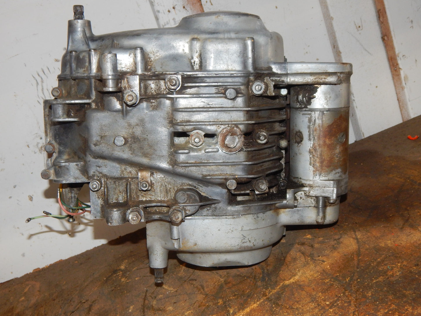 1950's HONDA BABY DREAM CA150 ENGINE MOTOR BENLY CASES CYLINDER STARTER GEARBOX - MotoRaider