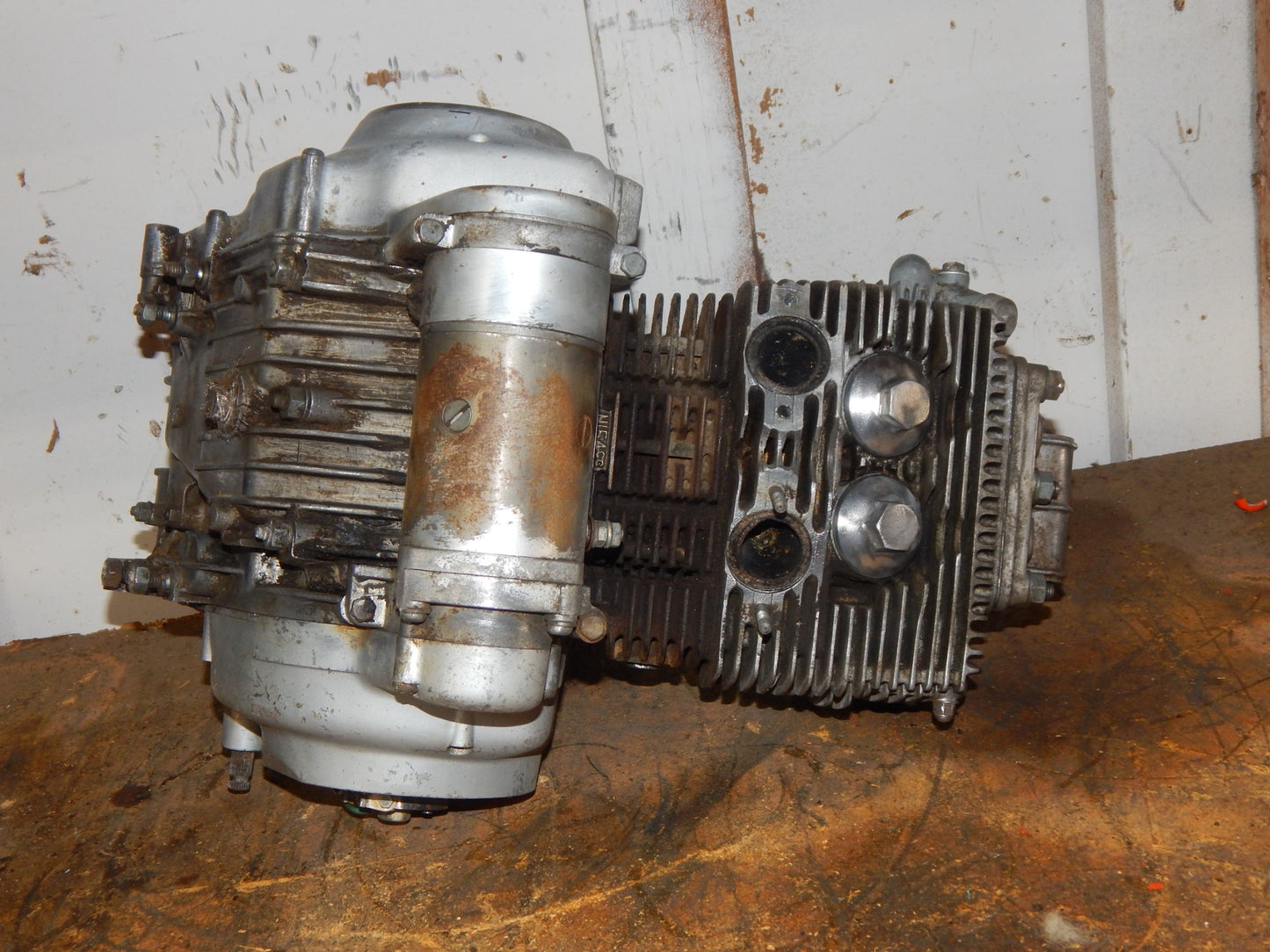 1950's HONDA BABY DREAM CA150 ENGINE MOTOR BENLY CASES CYLINDER STARTER GEARBOX - MotoRaider