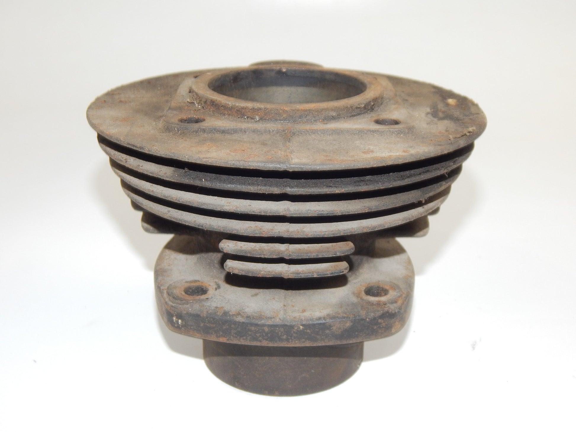 1950's GILERA SATURNO CYLINDER MOTOR ENGINE TOP END BORE D=67.80mm VINTAGE ITALY - MotoRaider