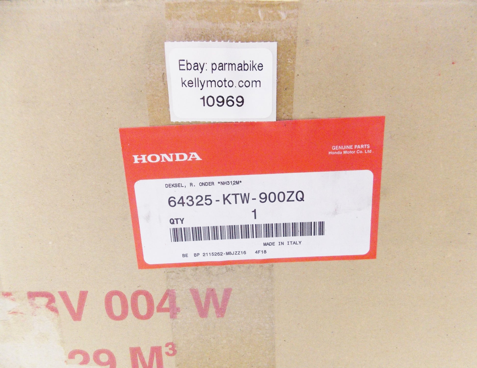 OEM HONDA 2012-2013 SH300 PANEL COVER R. LOWER NH312M GRAY 64325-KTW-900ZQ - MotoRaider