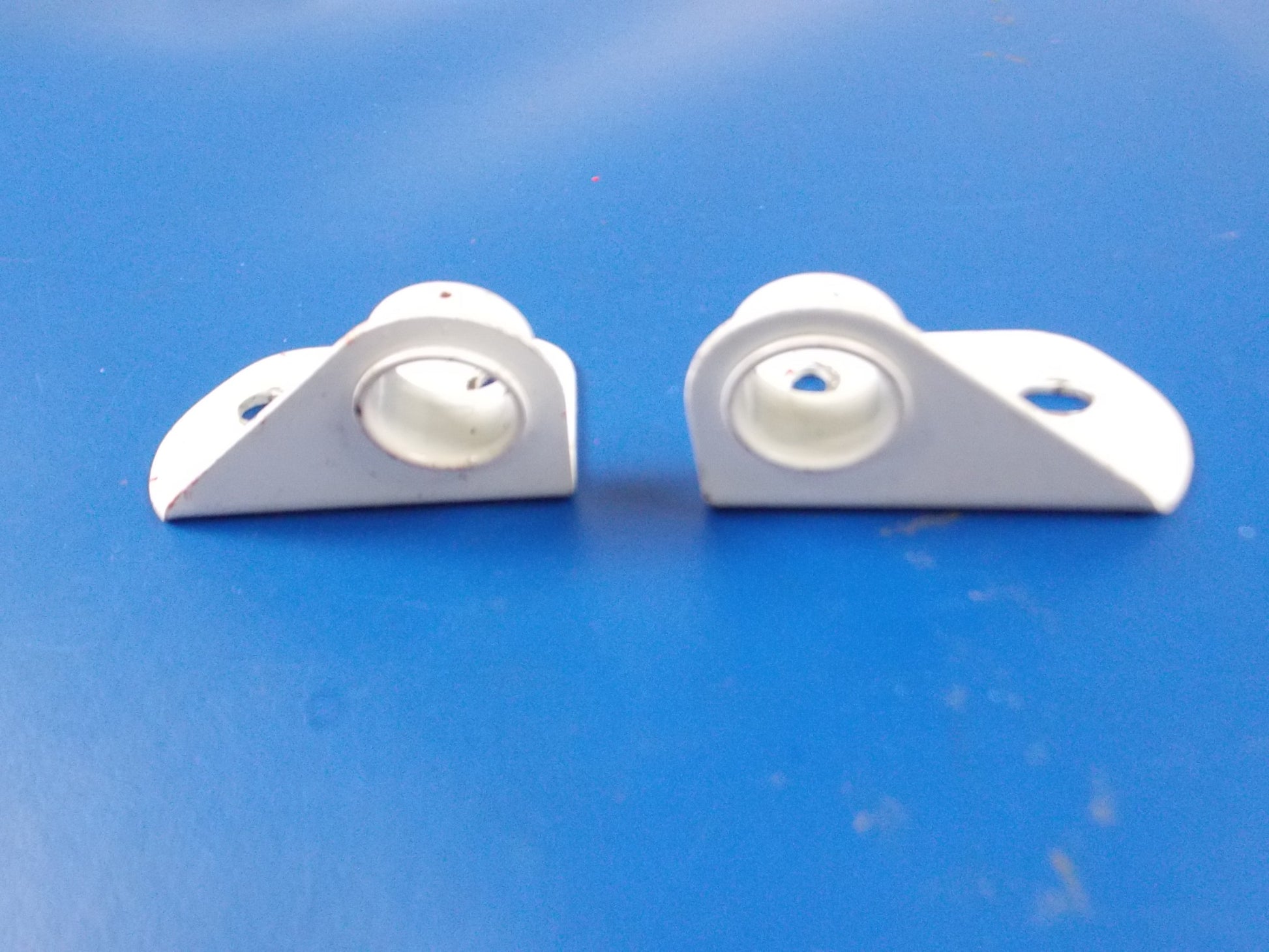 1980 BETA  CR 250 500 GAS FUEL TANK MOUNT BRACKETS WHITE VINTAGE CROSS ENDURO - MotoRaider