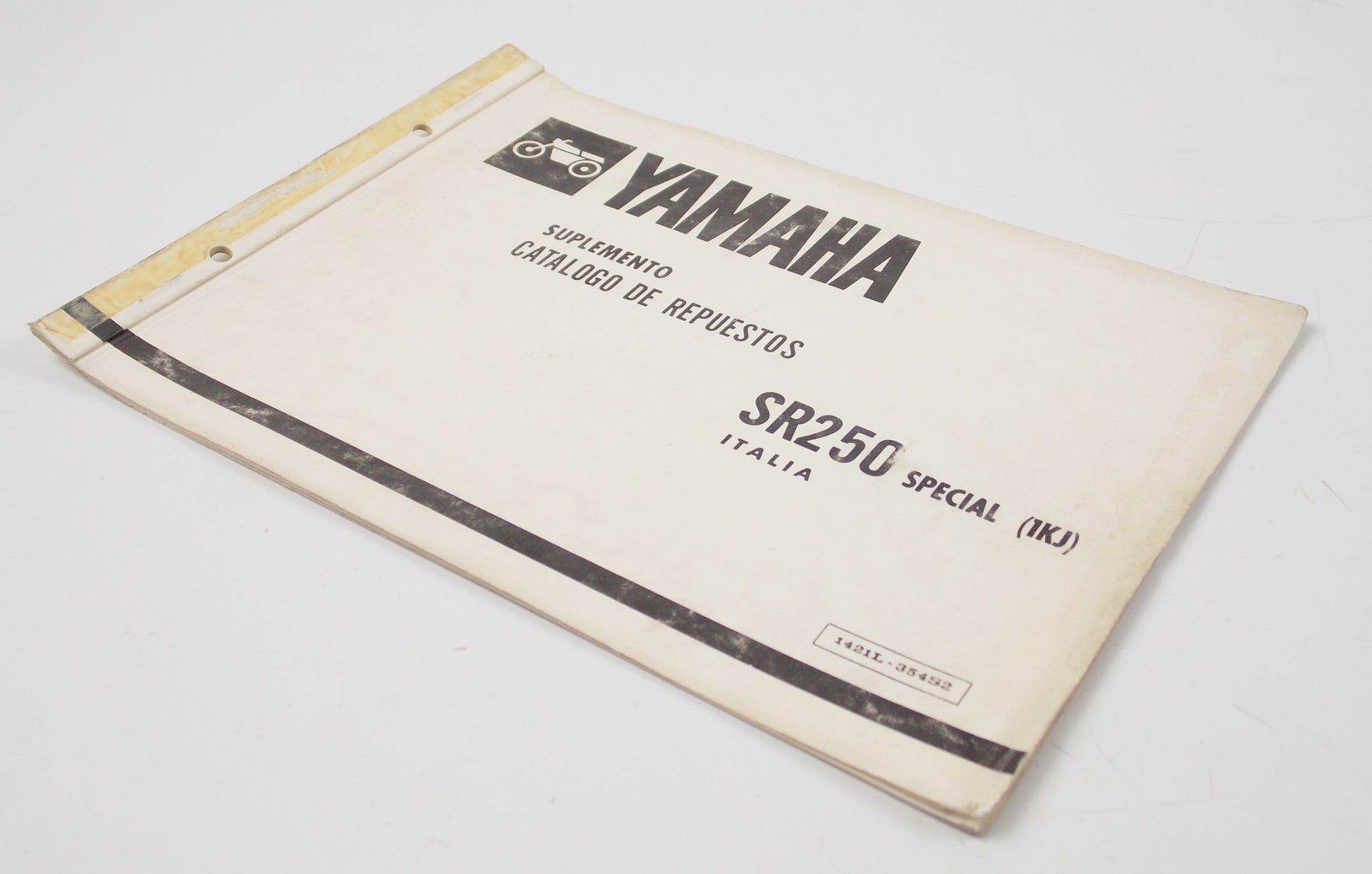 OEM YAMAHA SR250 SPECIAL SPANISH PARTS CATALOG BOOK MANUAL PAMPHLET 1421L-354S2 - MotoRaider