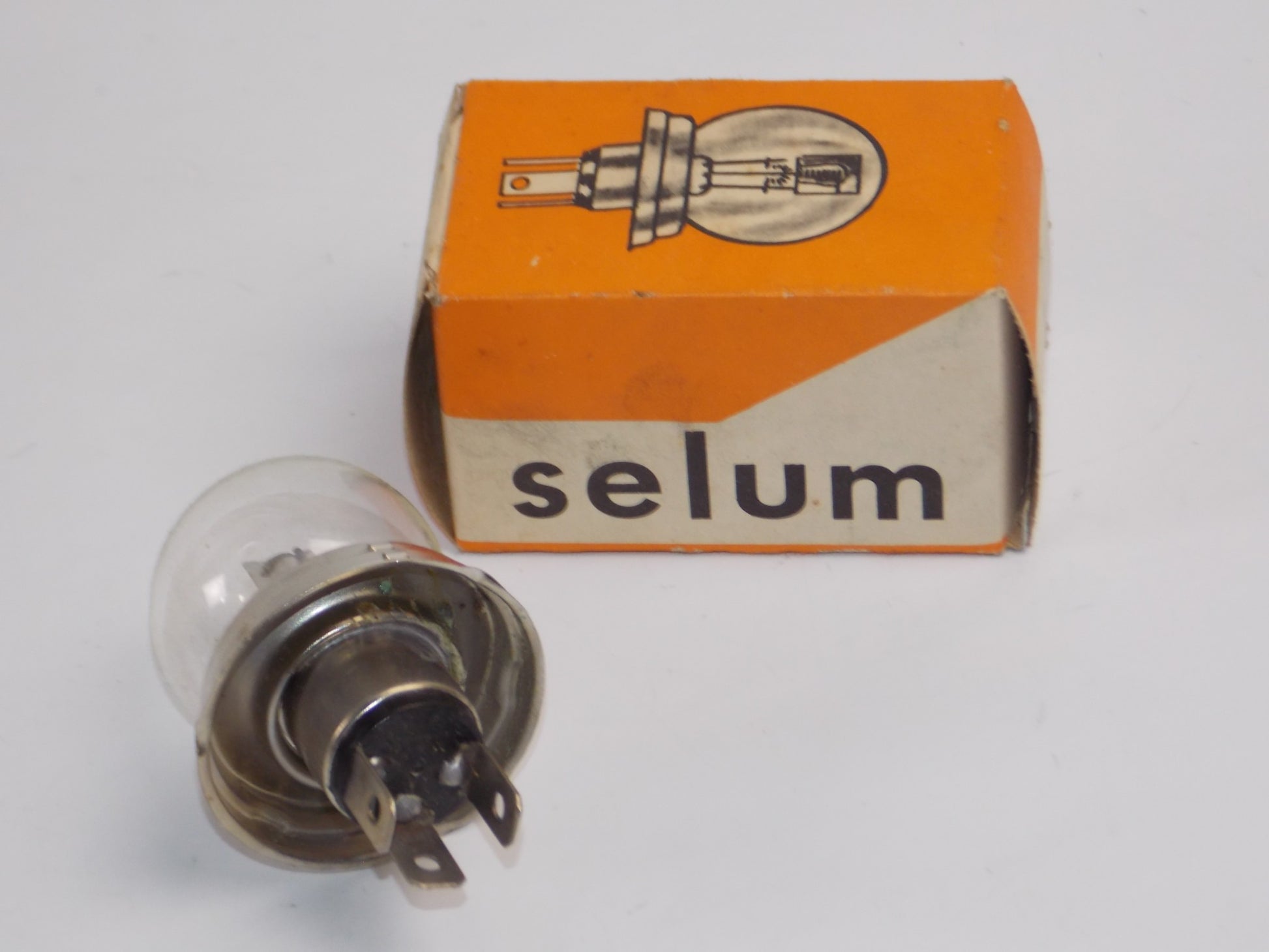 HEADLIGHT BULB SELUM LIGHT 12V 45X40W P45 LAMP MOTORCYCLE AUTOMOTIVE SCOOTER ATV - MotoRaider