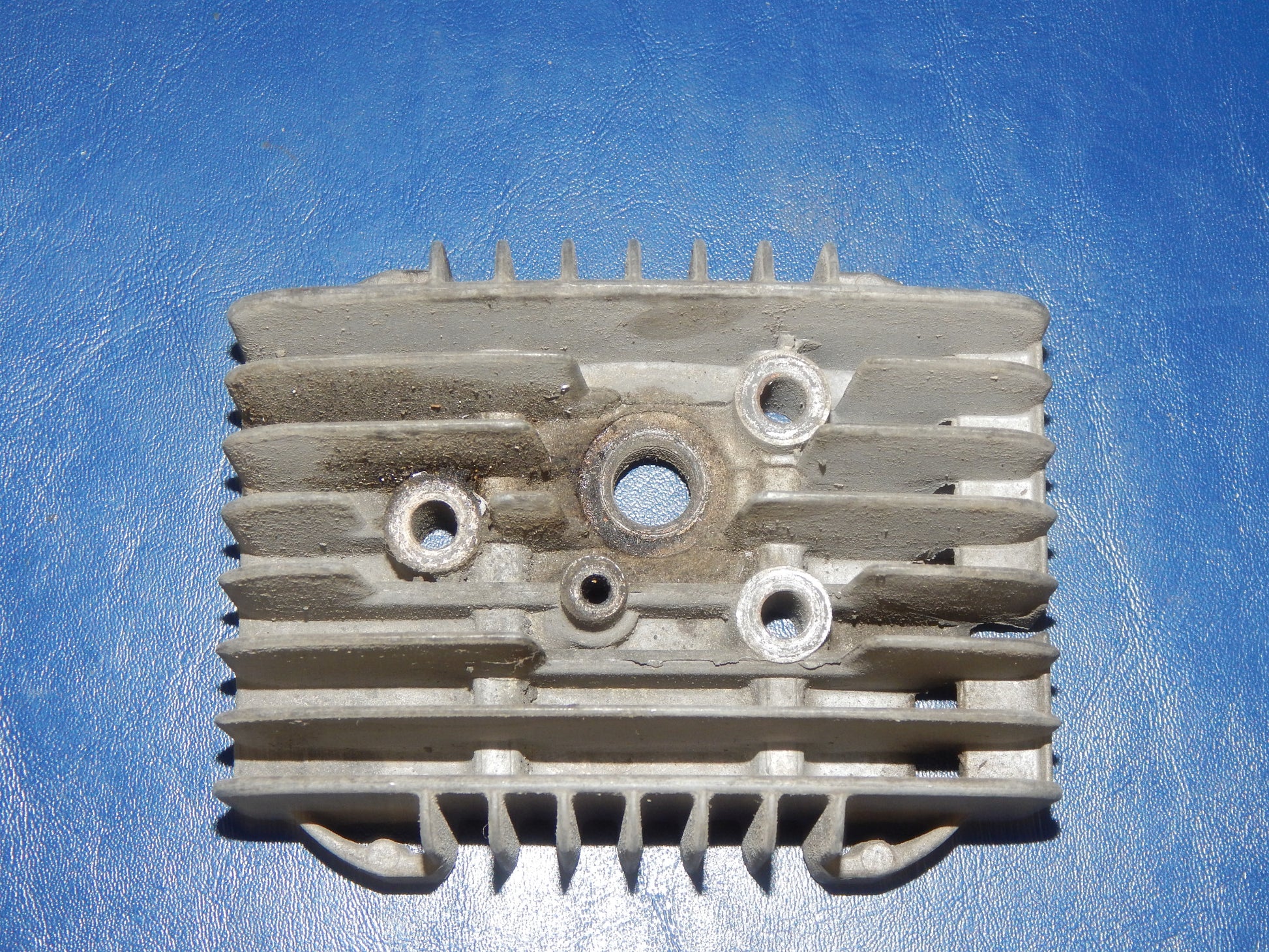 VINTAGE PIAGGIO CIAO SI 50cc CYLINDER HEAD 992656 MOTORCYCLE MOPED ENGINE ITALY - MotoRaider