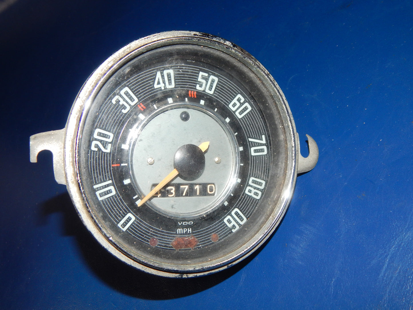 1960's VW BEETLE BUG VDO 90 MPH SPEEDOMETER GAUGE CLOCK VINTAGE AIR COOLED - MotoRaider