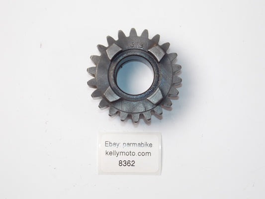 OEM 1986 HUSQVARNA TC 500 GEAR WHEEL 22 T 161237901 | 16 12 379-01 - MotoRaider