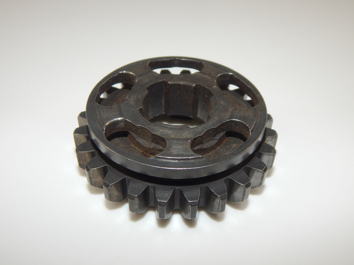 HUSQVARNA MOTORCYCLE TRANSMISSION GEARBOX 4TH GEAR #409 24T 161240901 1612409-01 - MotoRaider