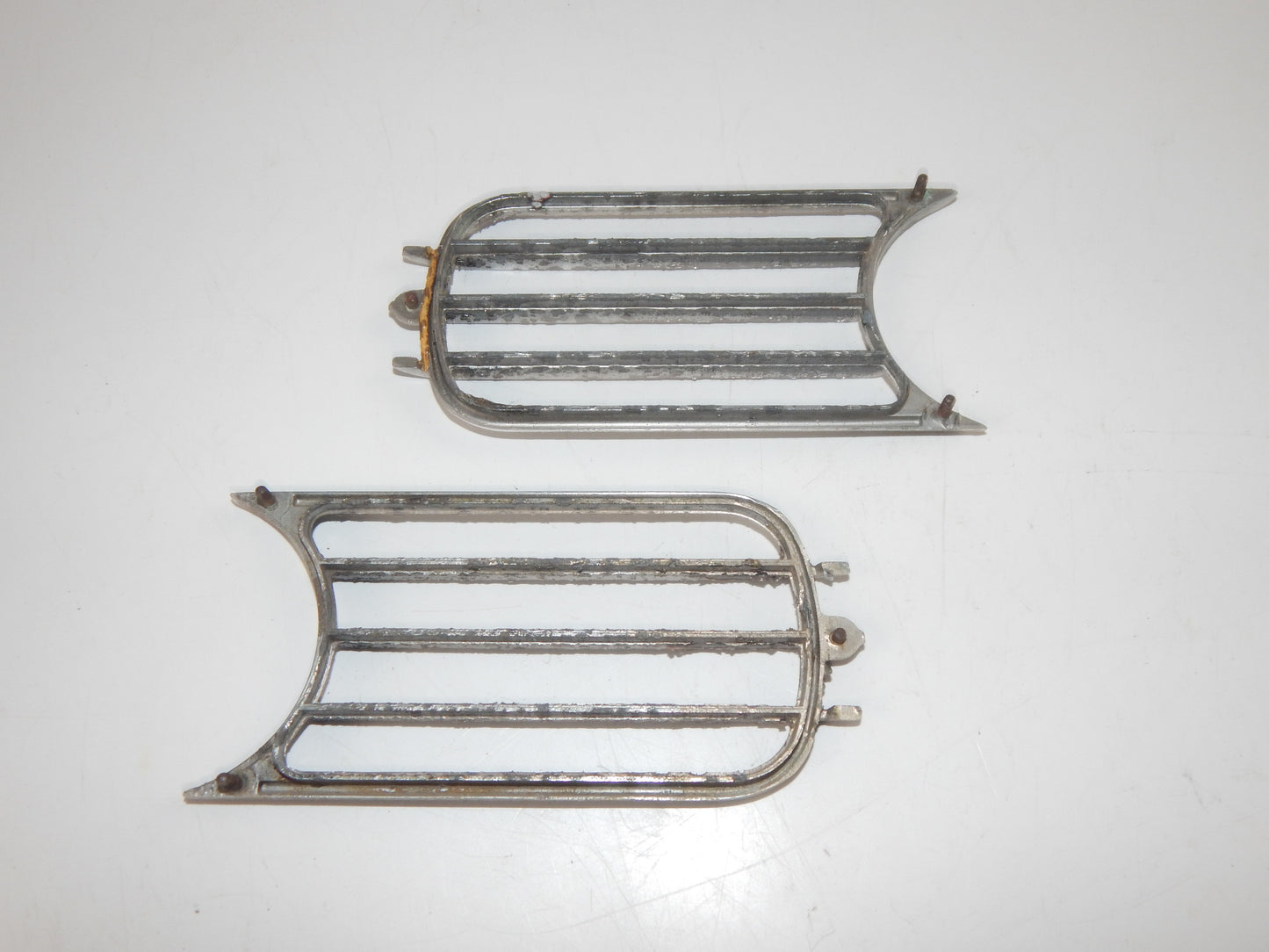 1pr FRONT TURN SIGNAL HORN GRILL 1950's PORSCHE 356 PRE-A and A VINTAGE - MotoRaider