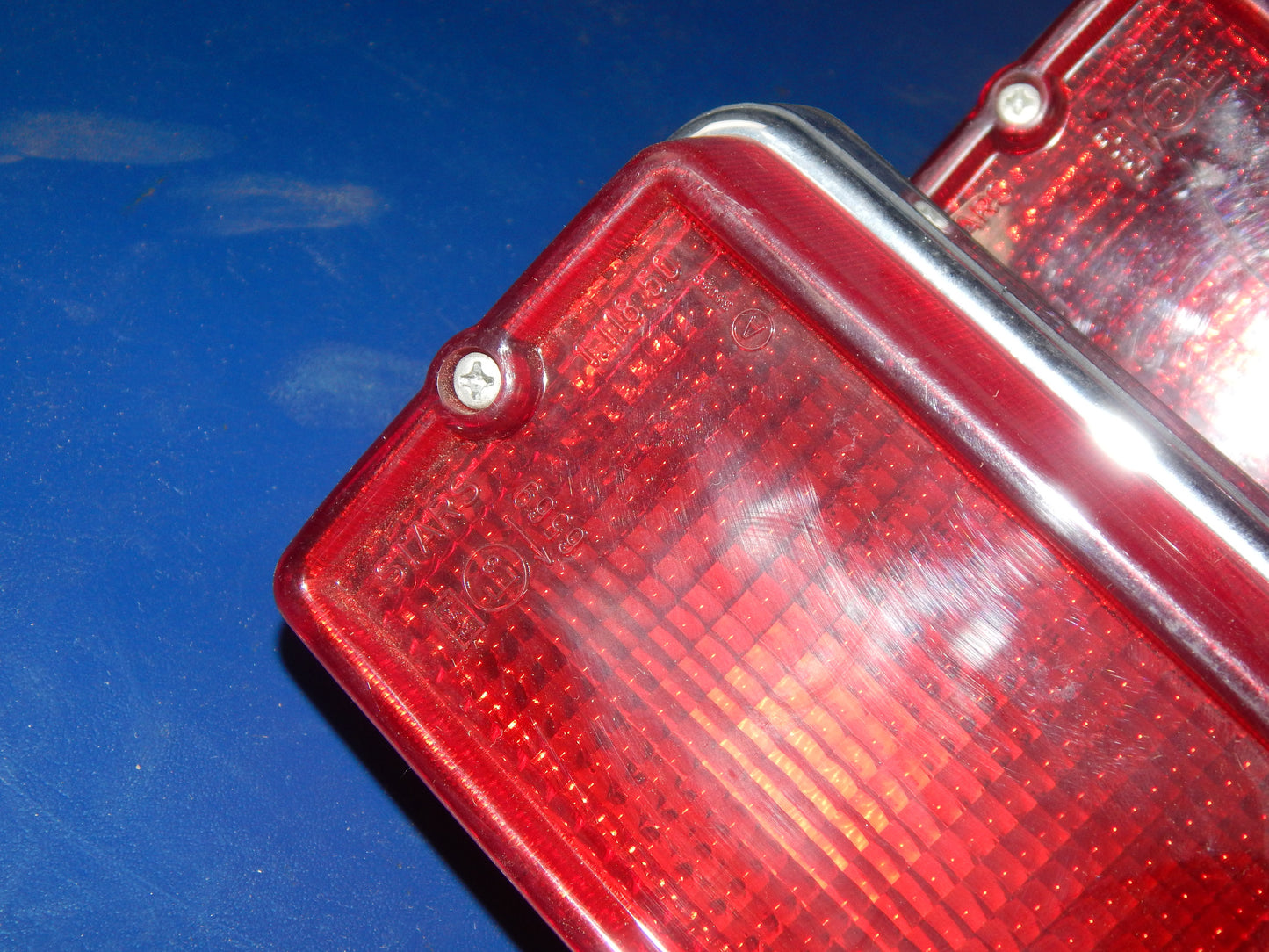 NOS 1970's FIAT 128 SEDAN STARS 1.118.00 REAR TAIL LIGHT RIGHT LEFT VINTAGE - MotoRaider