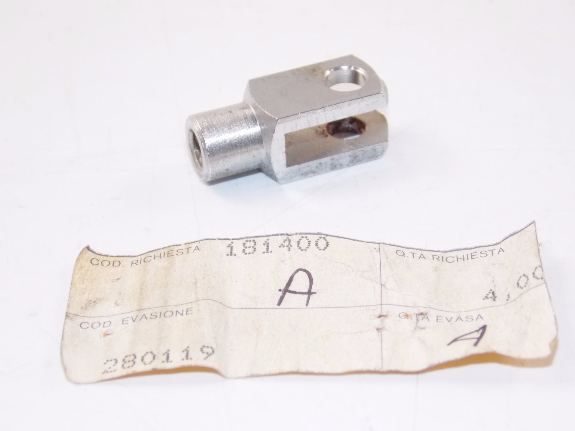 NOS OEM CAGIVA 1992 EXCALIBUR 350 | 501 MORINI YOKE CONNECTOR 280119 - MotoRaider