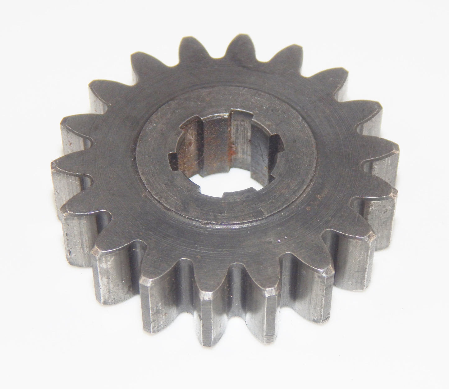 1971 HUSQVARNA MOTORCYCLE TRANSMISSION DRIVE GEAR WHEEL HQV-71 18T HOLE D=17 mm - MotoRaider