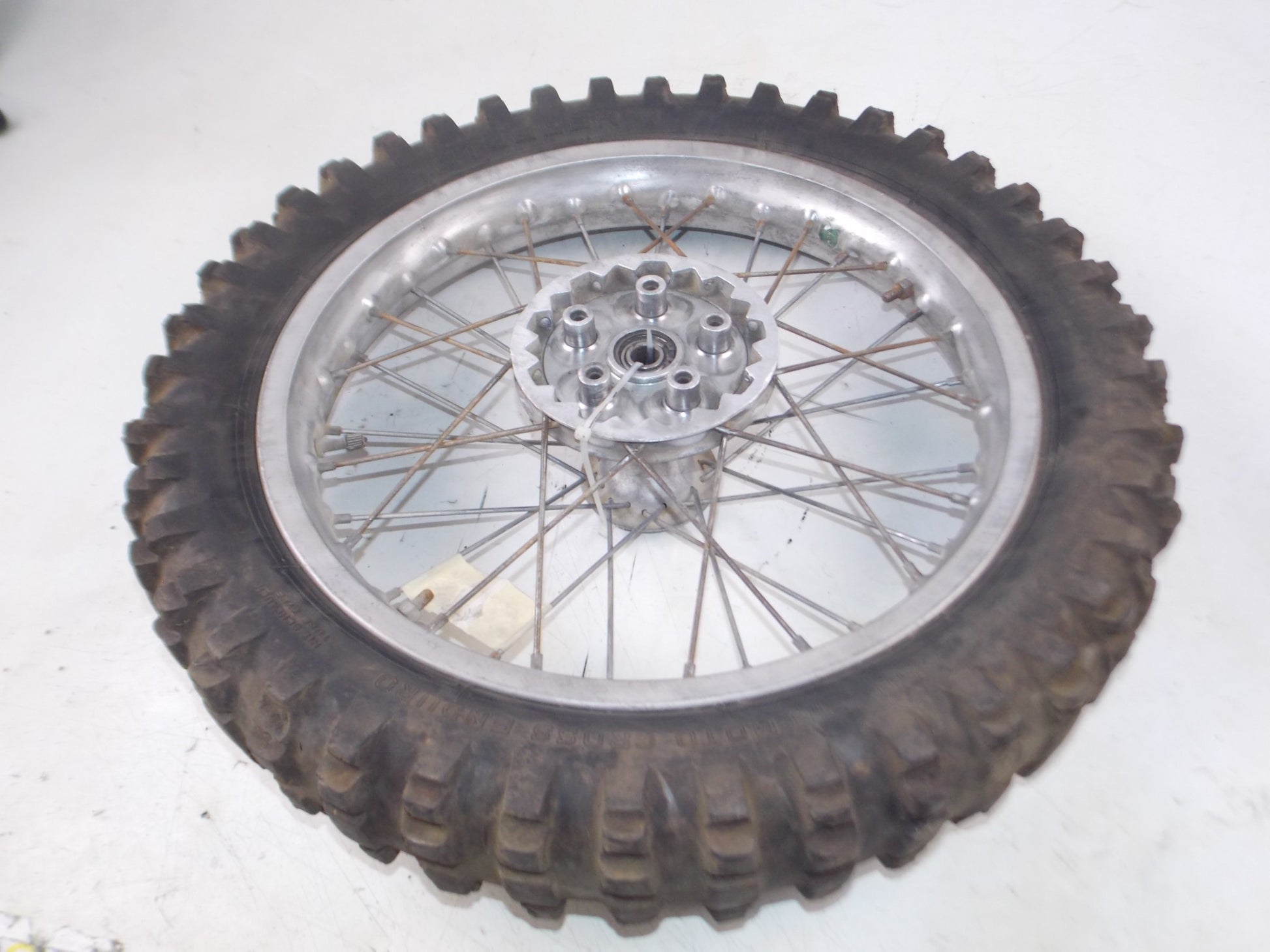 18" REAR WHEEL TIRE RIM AKRONT HUB SPOKES BETA SIMONINI CAGIVA APRILIA VINTAGE - MotoRaider