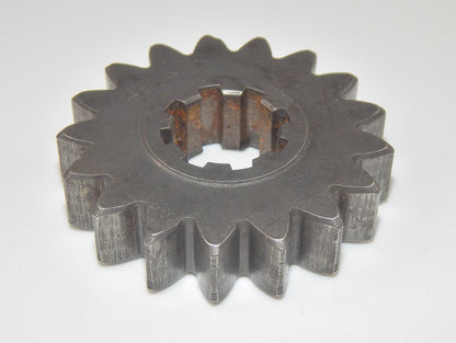 OEM HUSQVARNA MOTORCYCLES 1982 WR 125 TRANSMISSION WHEEL DRIVE 17T GEAR 496 - MotoRaider