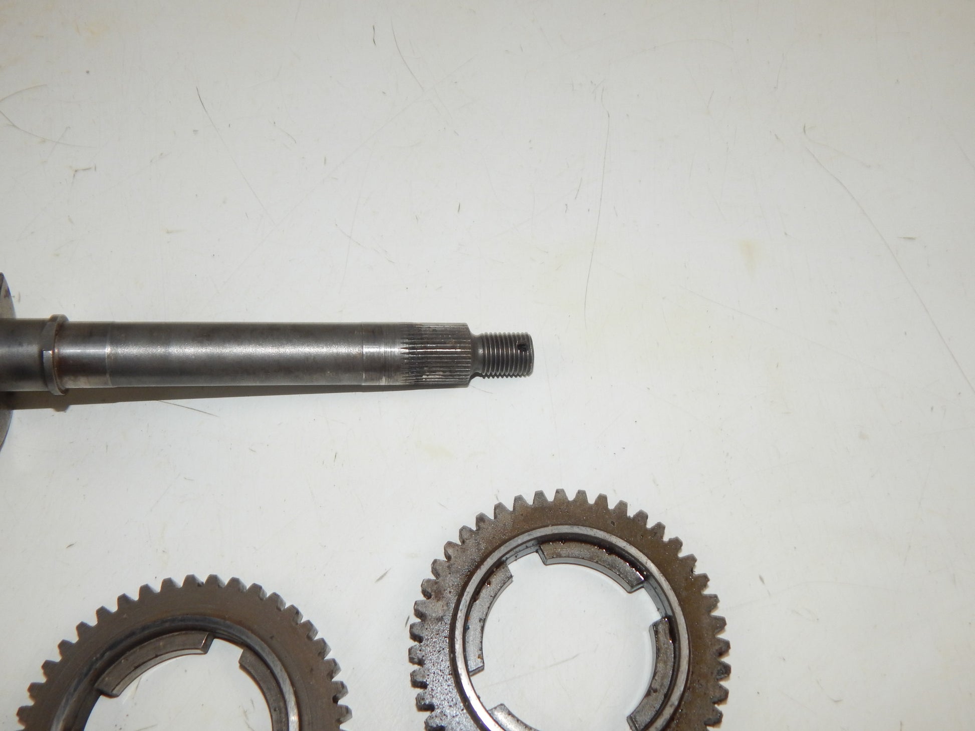 1950's VESPA PIAGGIO MOTOR TRANSMISSION GEAR BOX SHAFT VINTAGE SCOOTER ITALY - MotoRaider