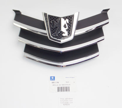 OEM PEUGEOT LXR 200 IE-LXR 125 SCOOTER FRONT SHIELD GRID EMBLEM LOGO MARK 801178 - MotoRaider