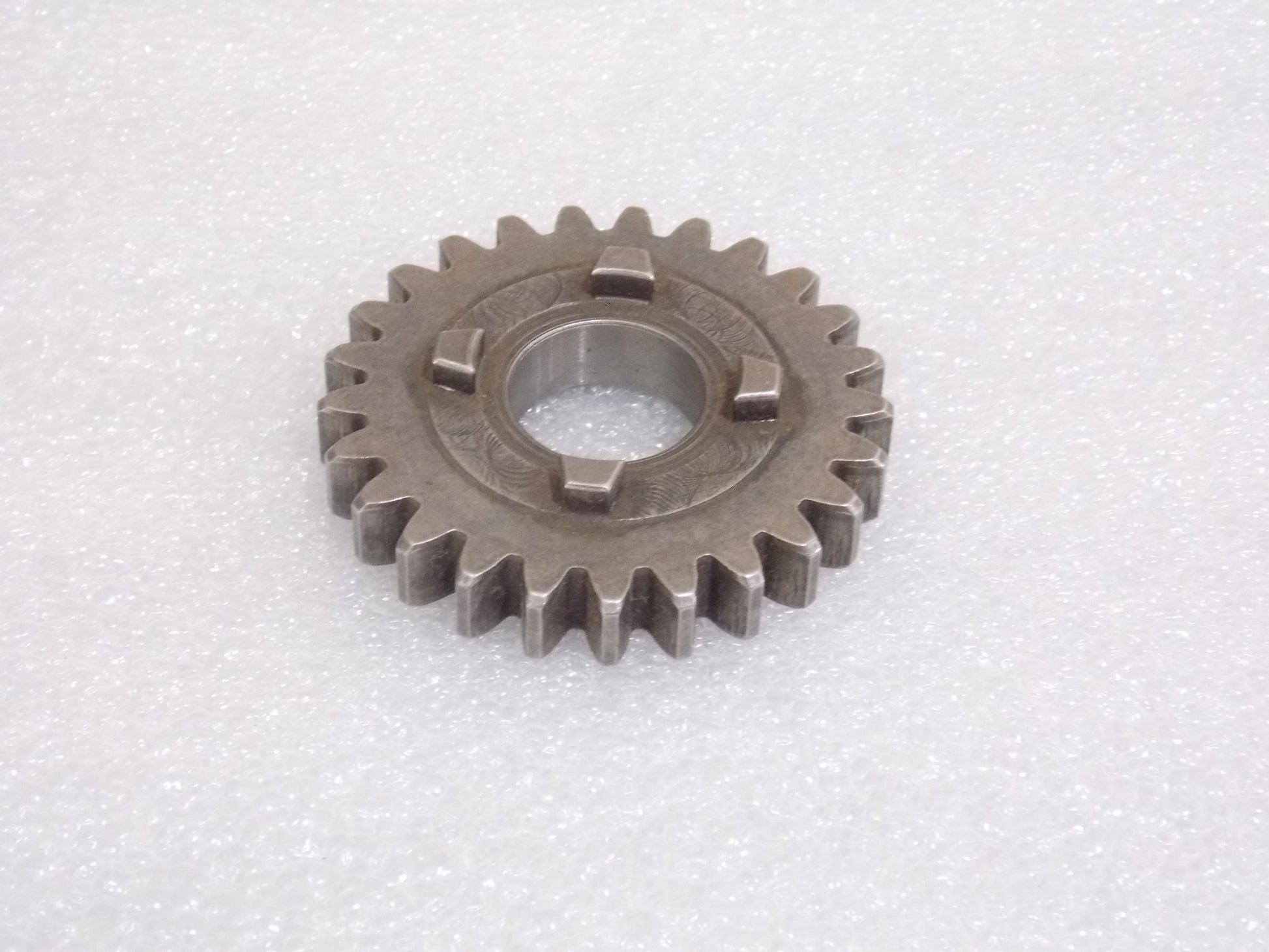 OEM HUSQVARNA 1972 CR250/400/450 TRANSMISSION 4TH GEAR WHEEL 25T 161285601 - MotoRaider