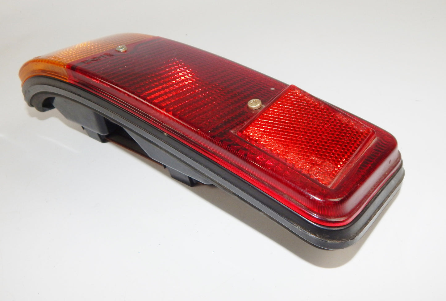 NOS 1970's FIAT 127 REAR TAIL LIGHT STARS 1.157.04 RIGHT VINTAGE ITALY - MotoRaider