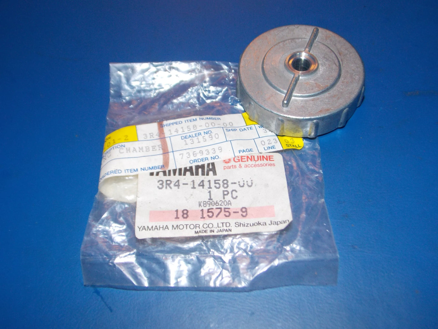 NOS YAMAHA 1980-81 84-89 YZ250/465 VMX540 EX570 IT465 CARBURETOR CAP 3R4-14158 - MotoRaider