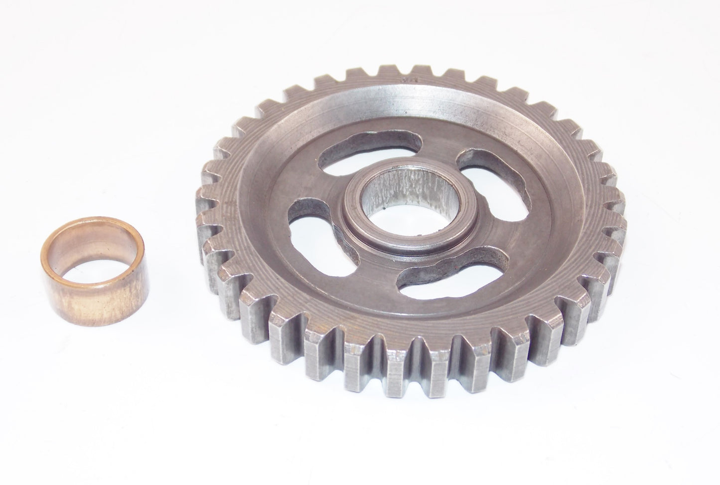 1985-86 HUSQVARNA WRX 400 WR/XC 500 TRANSMISSION GEAR 361 34T BUSHING 161236101 - MotoRaider