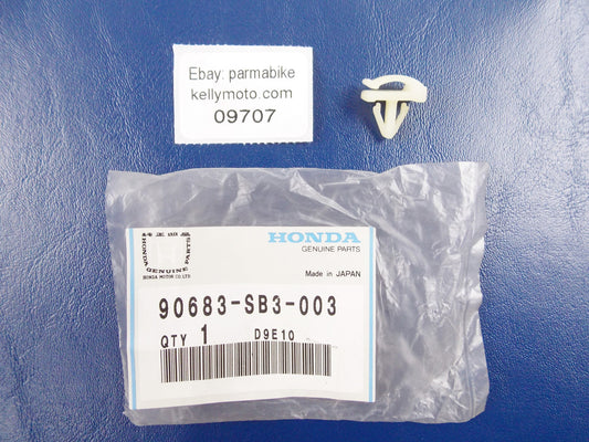 OEM HONDA 2006-2010 | 2012-2017 GL1800 HEADLIGHT CLIP WIRE HARNESS 90683-SB3-003 - MotoRaider