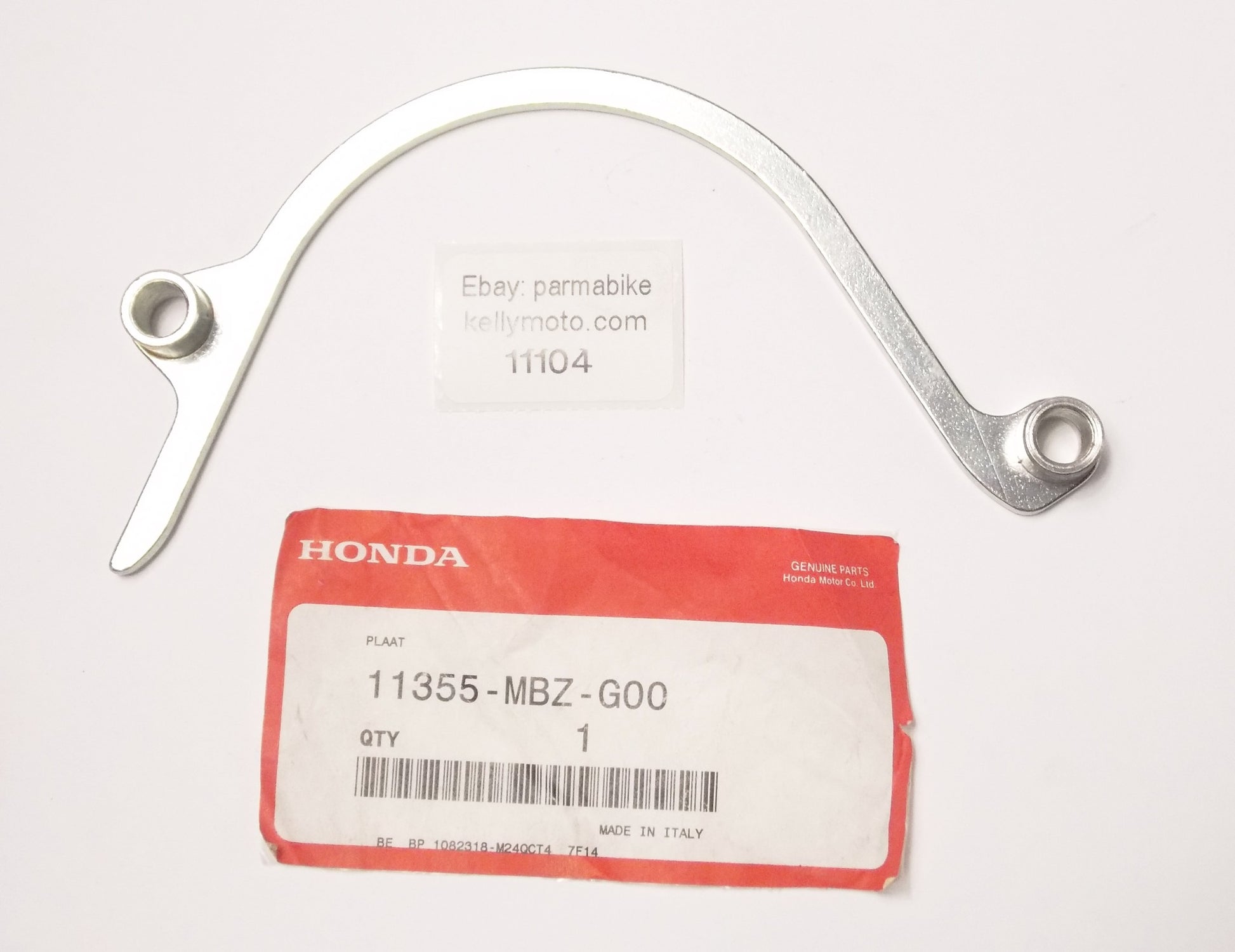 OEM HONDA 2004/2006 CB600F A/AC DRIVE CHAIN SIDE CASE GUIDE PLATE 11355-MBZ-G00 - MotoRaider