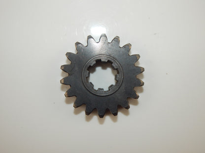 VINTAGE HUSQVARNA MOTORCYCLE 1986 CR 240 TRANSMISSION BOX GEAR 352 18T 161235201 - MotoRaider