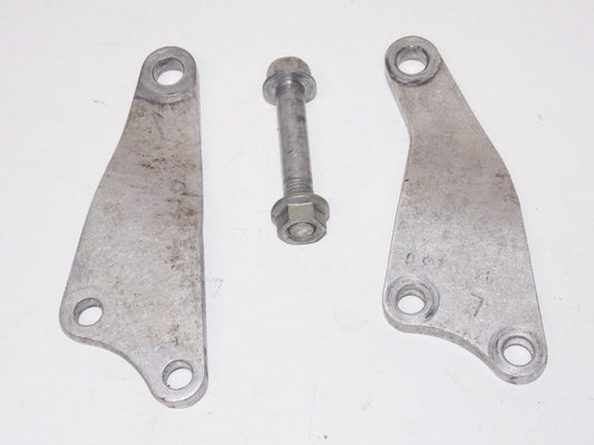 OEM 2005 HONDA CRF250R ENGINE MOUNTS MOTOR PLATES BRACKETS BOLT - MotoRaider