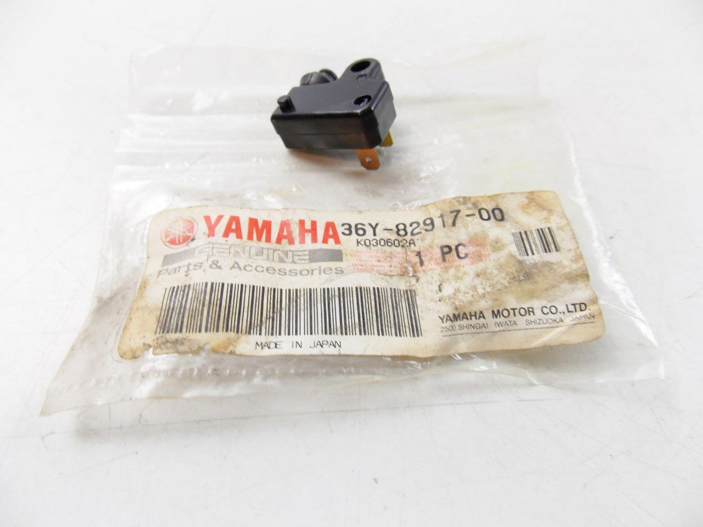 NOS OEM YAMAHA 1984-2014 SWITCH FJ1100 V MAX 1200 V STAR 1300 YP400 36Y-82917 - MotoRaider