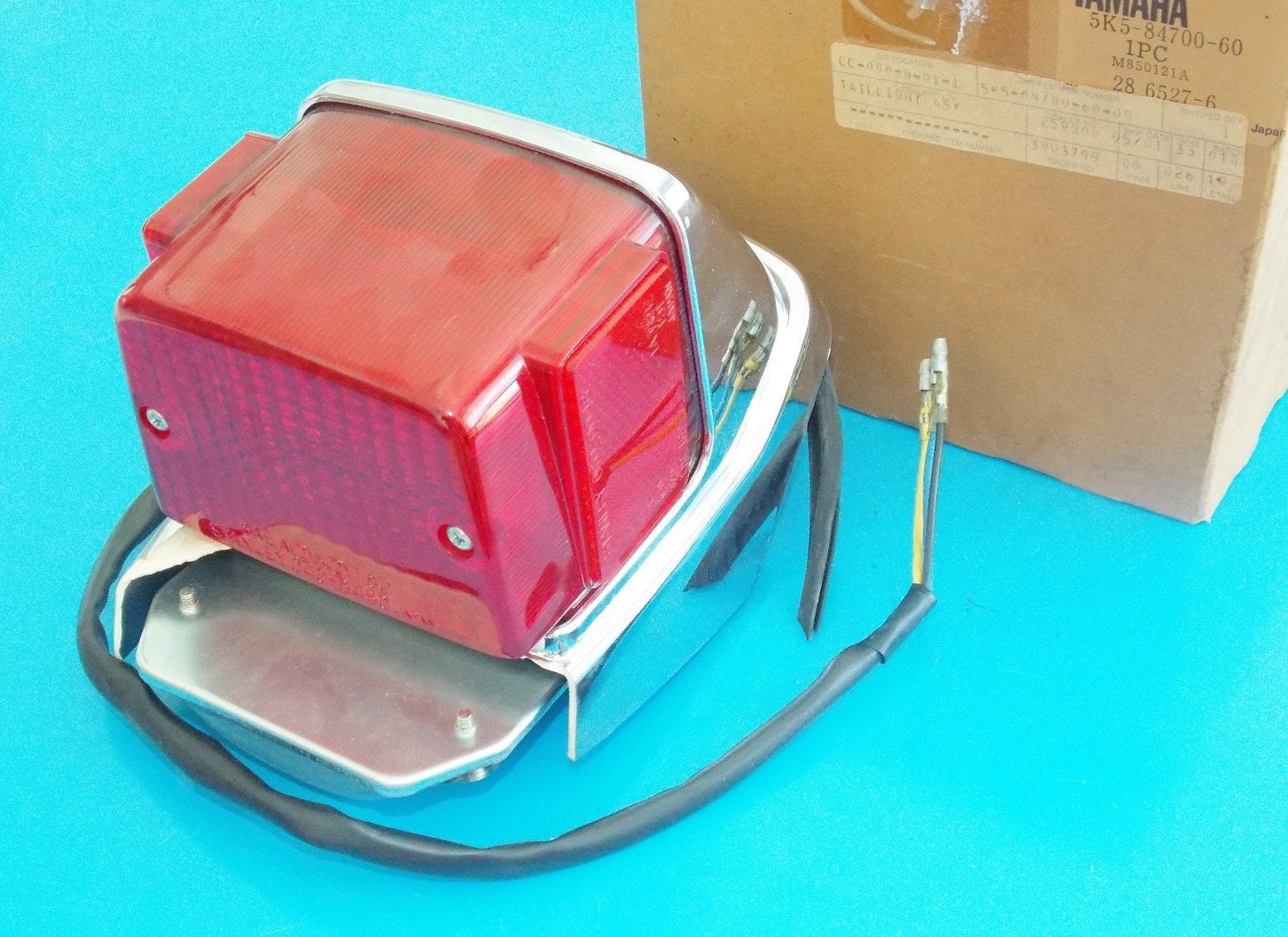 NOS YAMAHA 1981 1982 1983 TAILLIGHT ASSY XV750/500/920 XJ550/650  5K5-84700-60 - MotoRaider