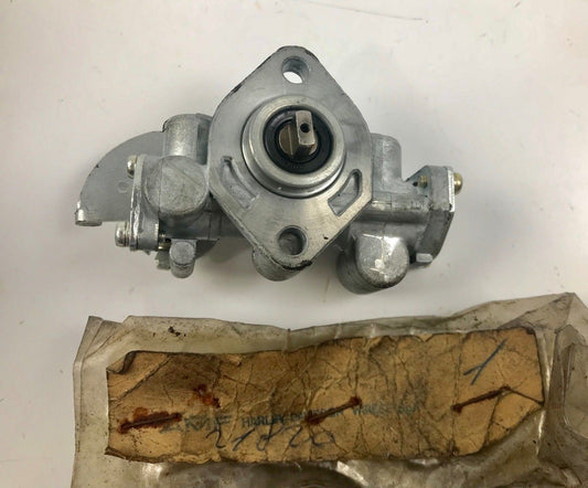 NOS 1976 1977 1978 1979 1980 CAGIVA SST250 OIL PUMP ENGINE MOTOR 800021820 - MotoRaider