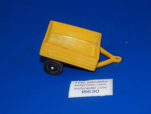 1960's VINYL LINE VINTAGE TOY MODEL TRAILER YELLOW 3.25"X2" GERMANY - MotoRaider