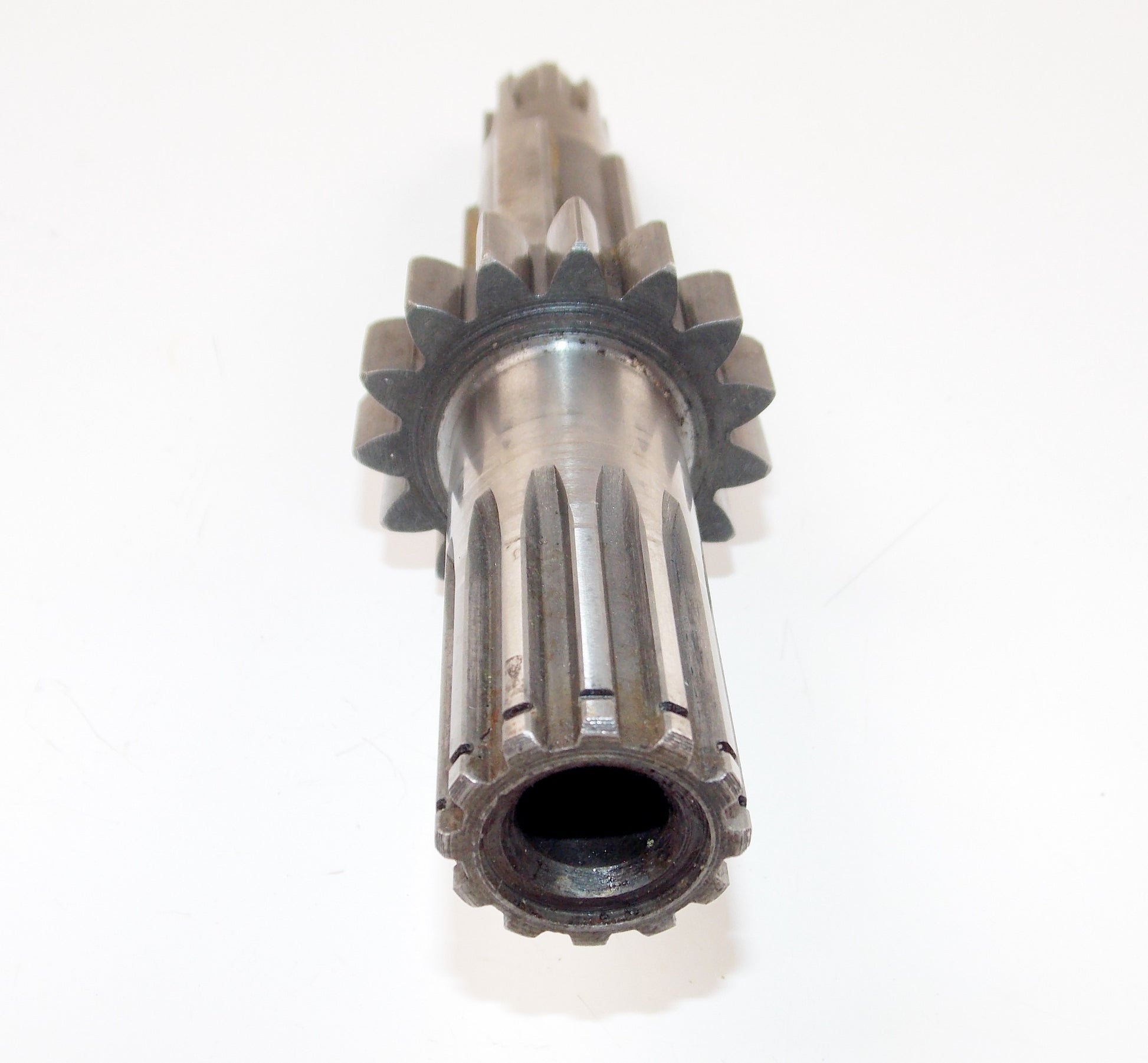 HUSQVARNA 1977-1980 CR WR 390 MOTOR TRANSMISSION GEARBOX MAIN SHAFT No. 477 - MotoRaider