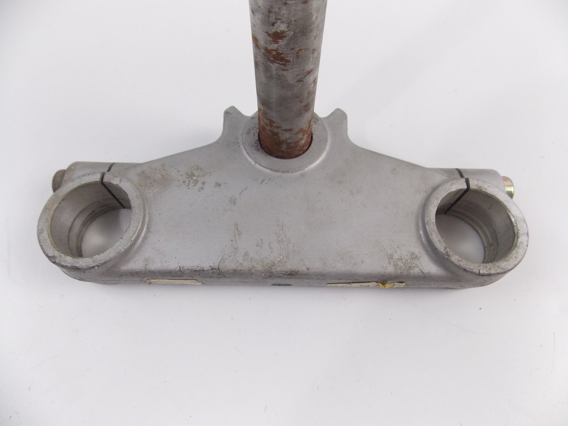 NOS CAGIVA ALETTA ROSSA 125 FRONT FORK LOWER TRIPLE PLATE STEM BRACKET 800L34774 - MotoRaider