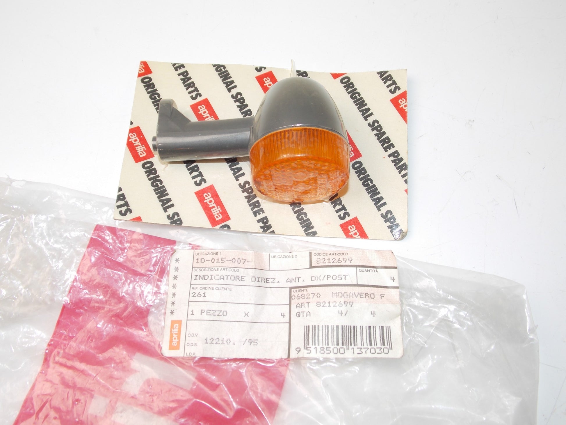 NOS APRILIA SR50 RALLY/SCARABEO 50 FRONT RH REAR LH TURN SIGNAL BLINKER 8212699 - MotoRaider