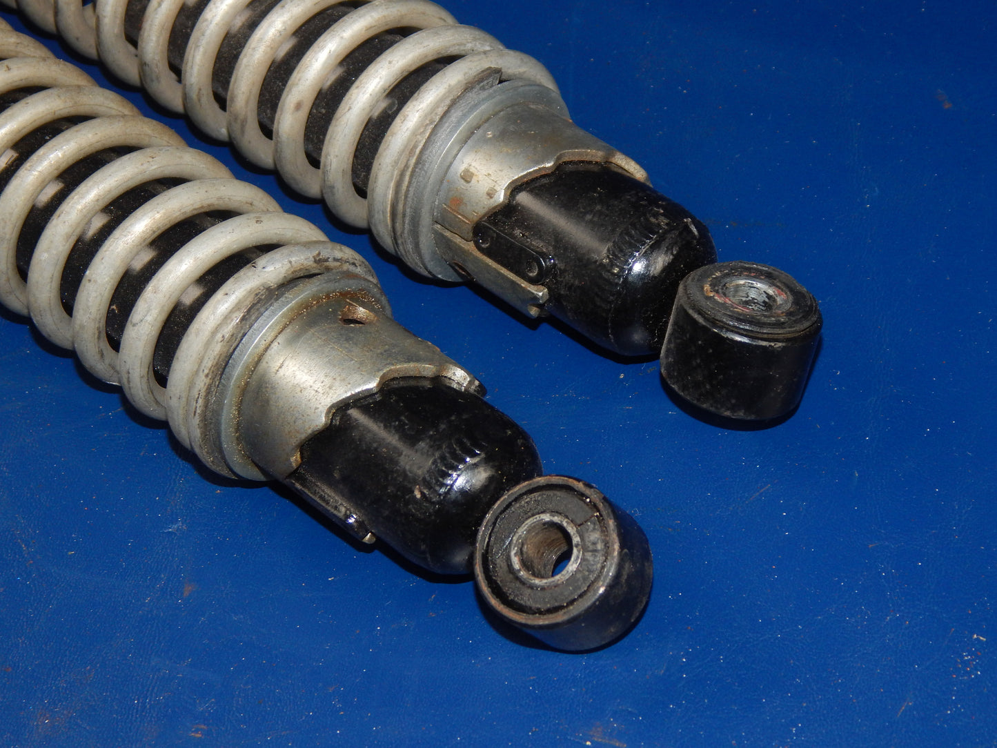 1pr VINTAGE MOTORCYCLE JAPAN REAR SHOCKS SUSPENSION L=13" KAWASAKI YAMAHA HONDA - MotoRaider