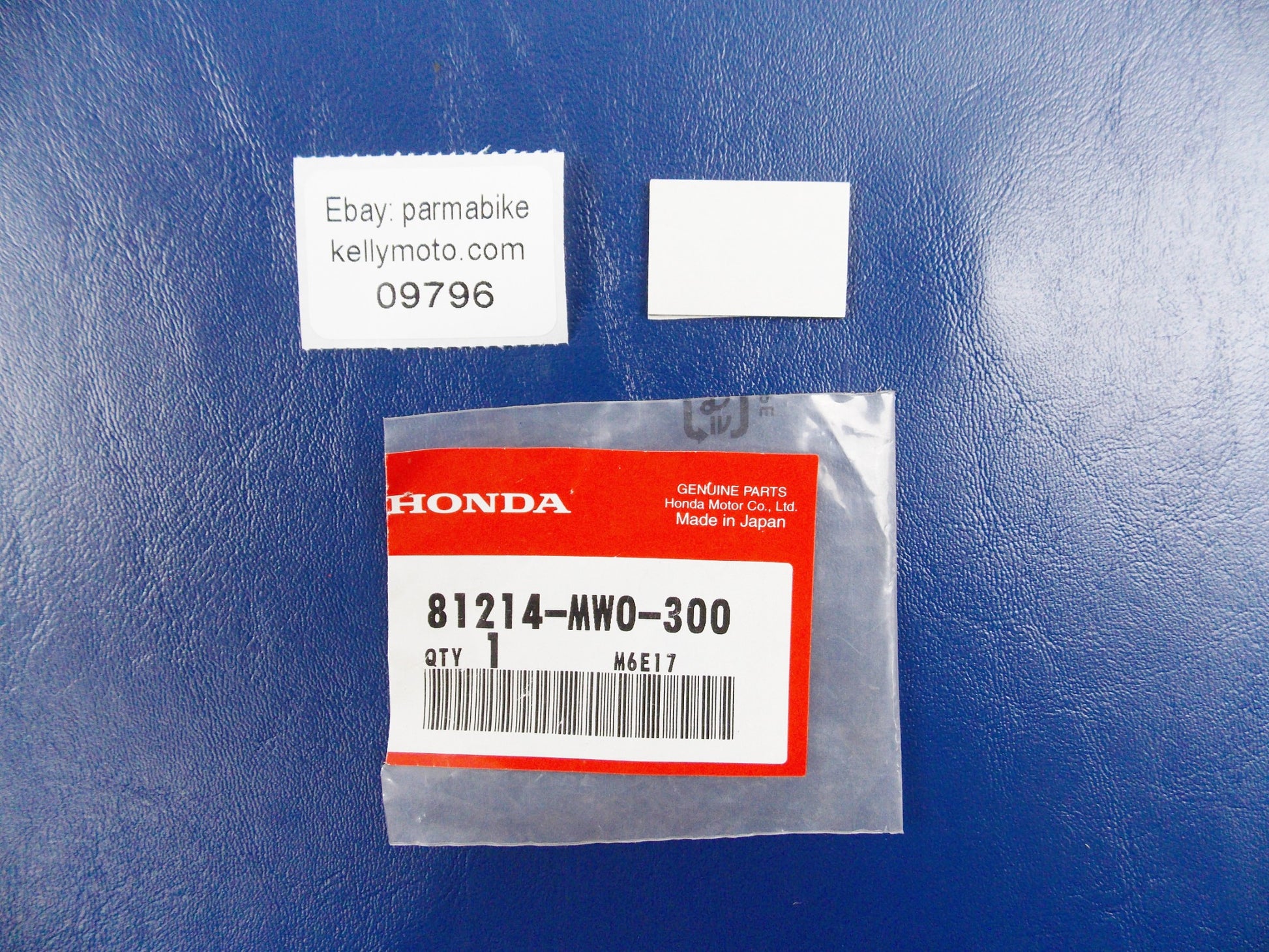 NOS OEM 1993-2009 HONDA CBR600/900 VTR1000  PROTECTOR RUBBER   81214-MW0-300 - MotoRaider