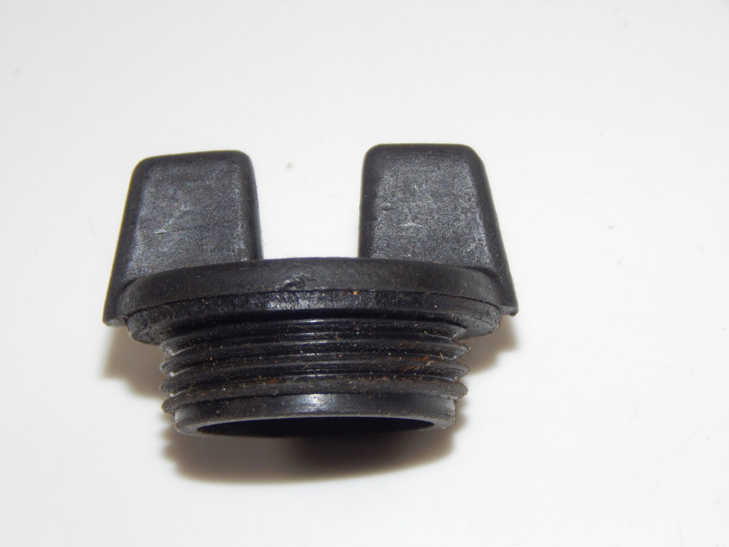 1970's HUSQVARNA ENGINE MOTOR CRANKCASE OIL REFILL CAP THREAD D=30mm CR VINTAGE - MotoRaider