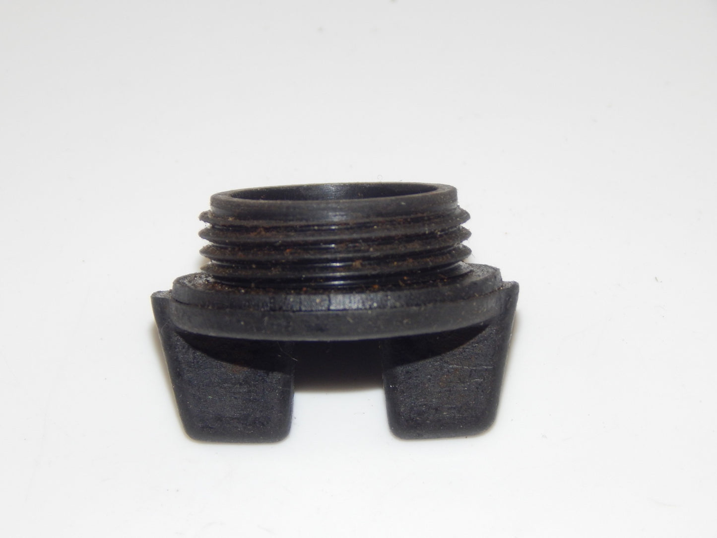 1970's HUSQVARNA ENGINE MOTOR CRANKCASE OIL REFILL CAP THREAD D=30mm CR VINTAGE - MotoRaider