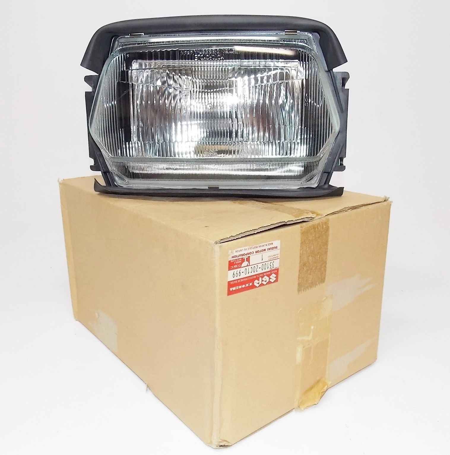 NOS SUZUKI 1988 1989 1990 1992 1994 1997 GSX600 GSX750 HEADLIGHT 35100-20C10-999 - MotoRaider