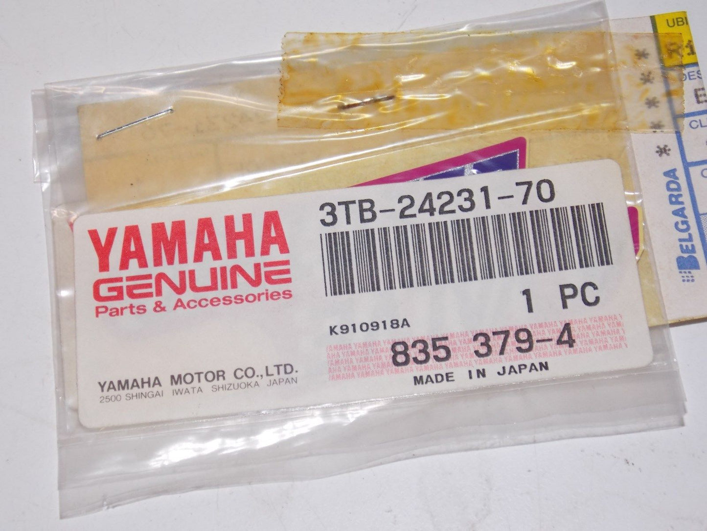 NOS YAMAHA 1992 XT600 EMBLEM STICKER MARK  4 VALVE ELECTRIC VIOLETT 3TB-24231-70 - MotoRaider