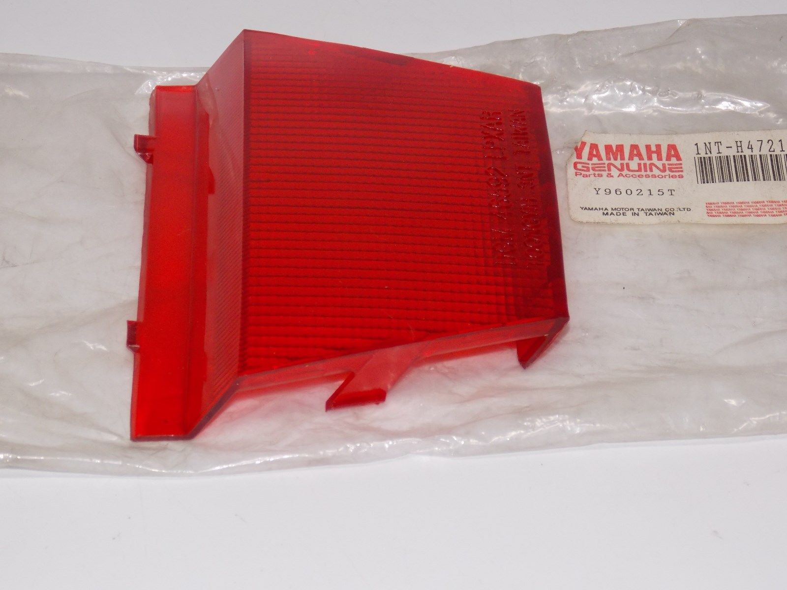 NOS OEM YAMAHA 1990 1991 1992 1993 TAILLIGHT REAR LIGHT LENS CT50 S 1NT-H4721 - MotoRaider