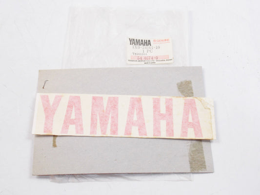 NOS OEM GENUINE TANK SIDE PANEL "YAMAHA" RED STICKER DECAL 1X0-24161-10 - MotoRaider