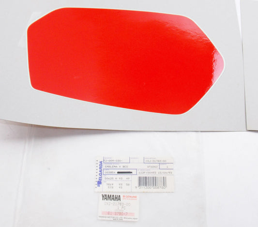 NOS OEM YAMAHA 1986 1987 XT500 XT600 SIDE PANEL RED STICKER DECAL MARK 1VJ-21783 - MotoRaider